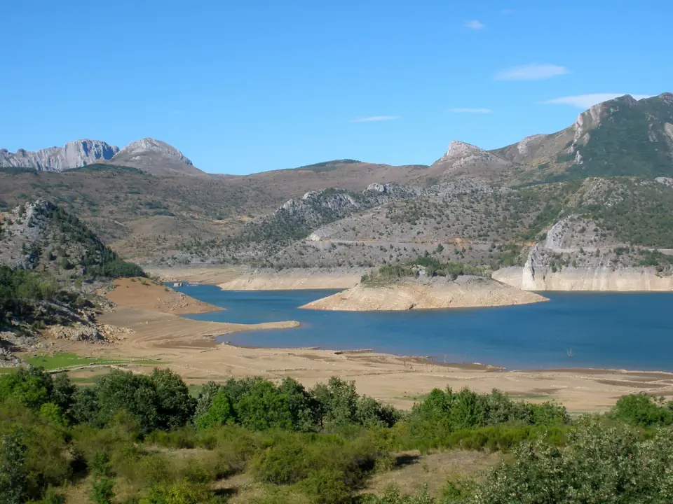 Embalse de Barrios de Luna (17 de agosto de 2012, Los Barrios de Luna) 02
